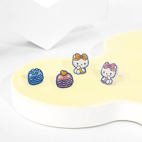 STORY故事銀飾 Hello Kitty 50週年-凱蒂貓造型耳環組-派對款