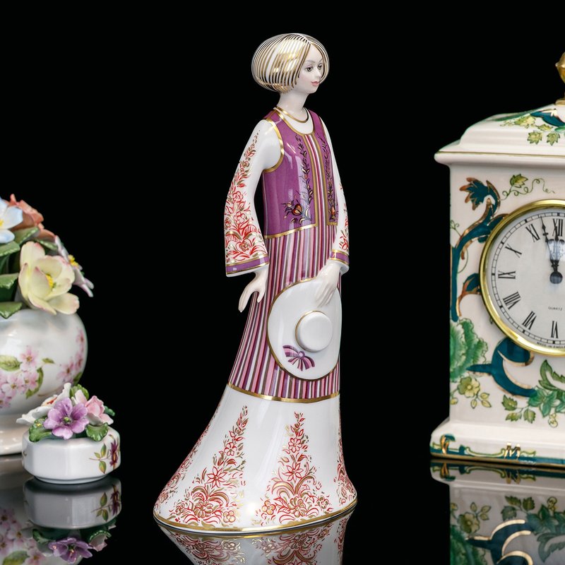 Royal Crown Derby 1986 雅典娜女神骨瓷雕像 Dione 藝術擺飾 - 擺飾/家飾品 - 瓷 