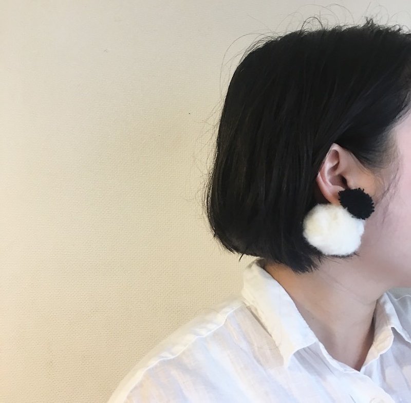 Buddhist earrings - ต่างหู - ผ้าฝ้าย/ผ้าลินิน สีดำ