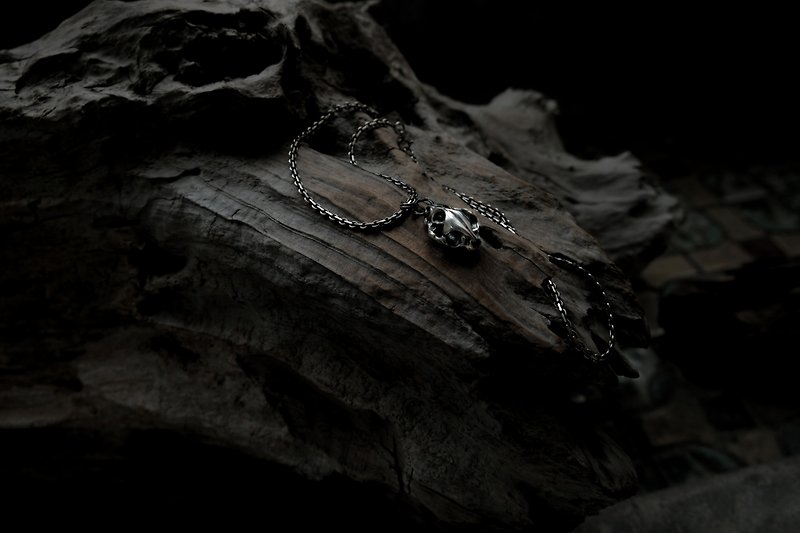 [Mountain Skeleton Period] Past Present—Cat Bone Necklace - สร้อยคอ - เงินแท้ สีเงิน
