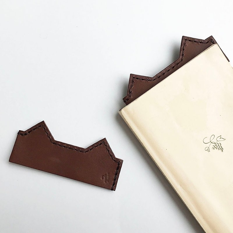 Cat ear bookmark tea - Bookmarks - Genuine Leather Brown