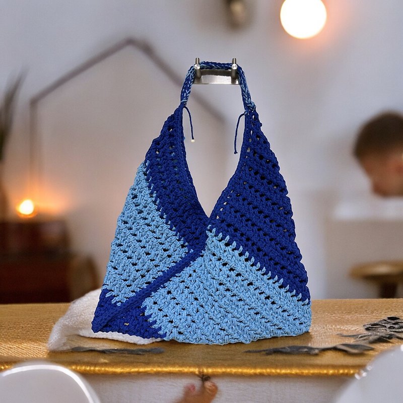 Crochet tote bag - Messenger Bags & Sling Bags - Cotton & Hemp Blue