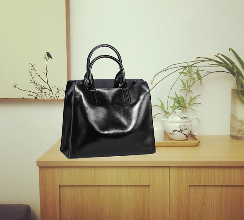 Simple leather handbag ladies daily temperament bag - กระเป๋าถือ - หนังแท้ สีแดง