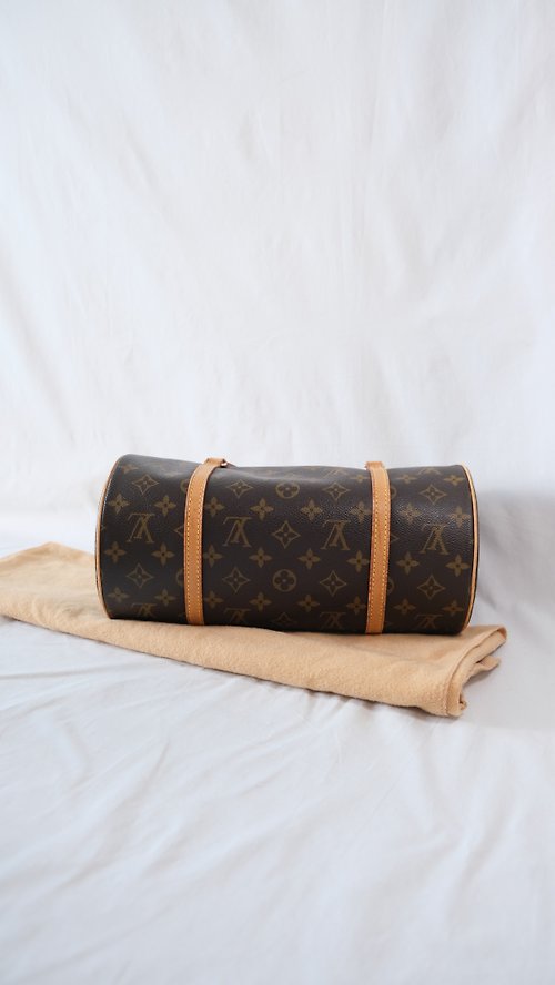 Louis Vuitton Papillon 30 handbag side backpack handbag with gold chain -  Shop RARE TO GO Handbags & Totes - Pinkoi