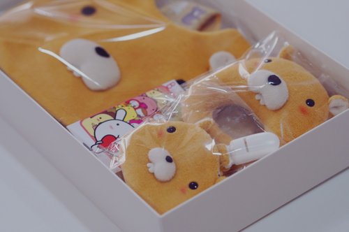 Bucute Bucute馬林鼠寶寶的彌月禮盒組/口水巾/護身符/手搖鈴/彌月