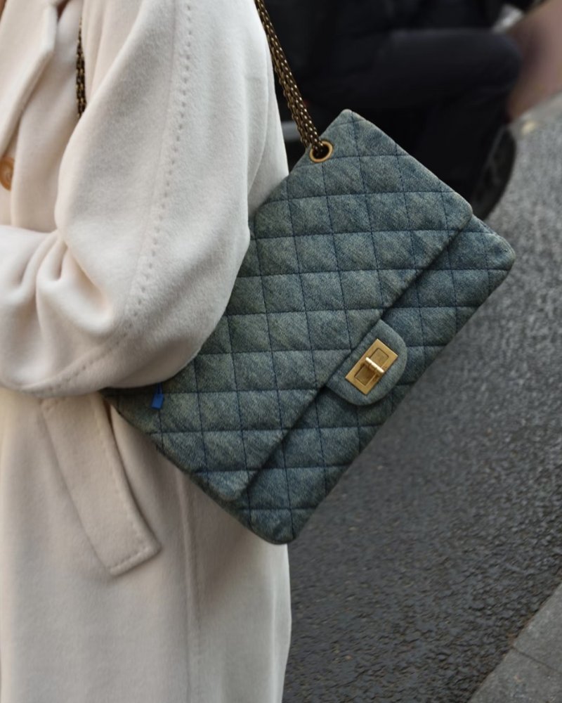 CHANEL 2.55 丹寧牛仔雙翻蓋金鍊肩背包 尺寸28 驚爆5折 - 側背包/斜背包 - 其他材質 藍色