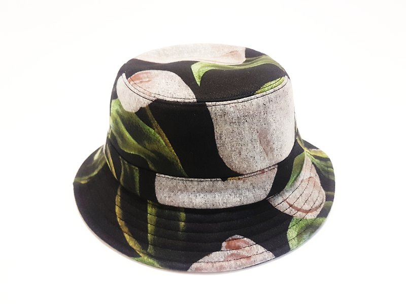 彩趣小帽沿绅士帽- 海芋#彩印#Exclusive#Limited#秋冬#礼物# Keep warm - หมวก - เส้นใยสังเคราะห์ สีดำ