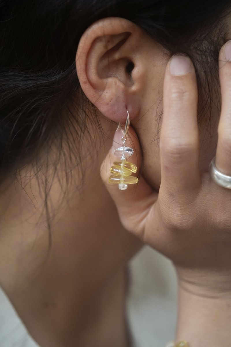 黄水晶白水晶耳勾式耳環 l 透明系女孩 l  夏日 日常百搭佩戴 - 耳環/耳夾/耳骨夾 - 水晶 黃色