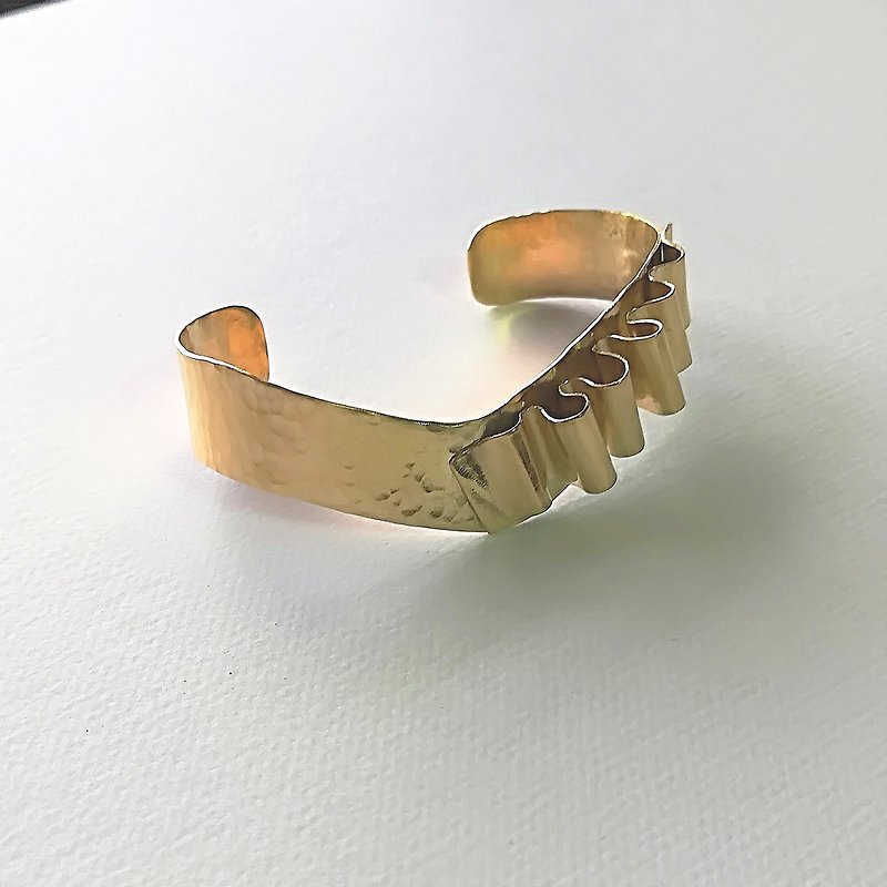 Brass frilled bangle - Bracelets - Other Metals Gold