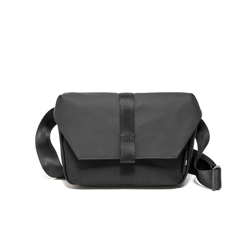 URBANA  SLING BAG - Messenger Bags & Sling Bags - Other Metals Black