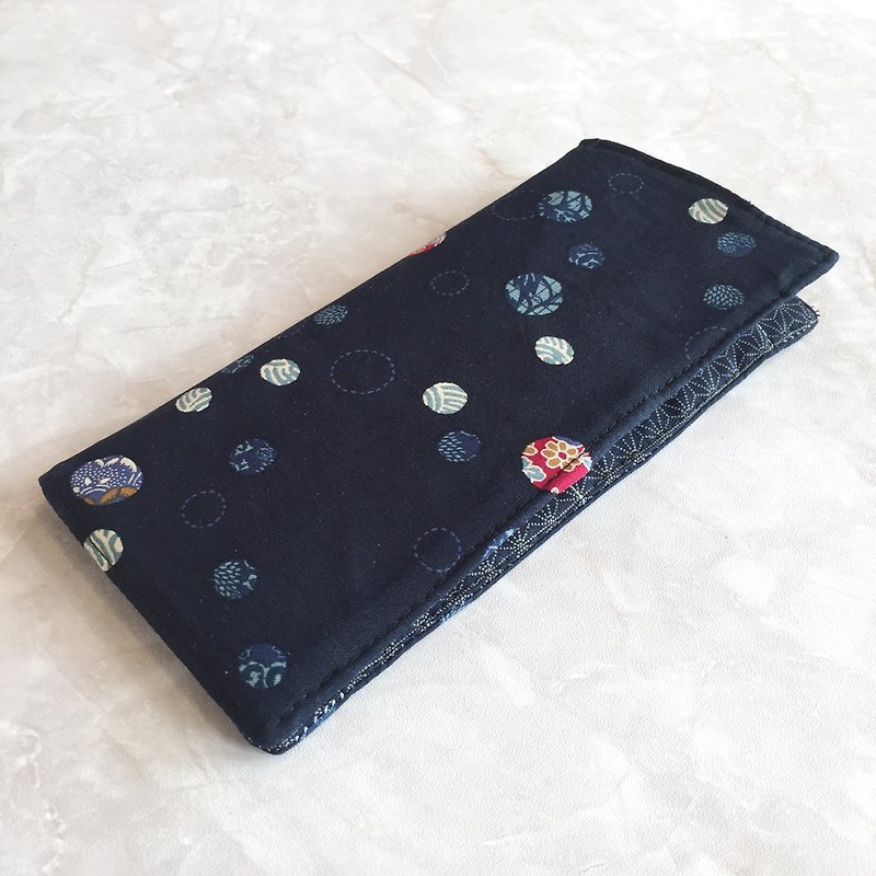 Functional travel wallet with fabric lining. Invisible magnets to close. - Wallets - Cotton & Hemp Blue