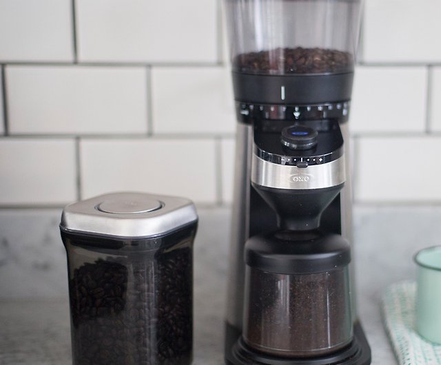 Conical Burr Coffee Grinder with Integrated Scale