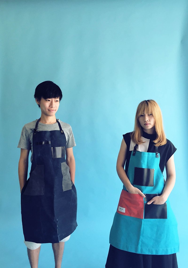 Industrial style overalls, bib and apron (the beautiful contrast of duck head green and carp red) - Aprons - Cotton & Hemp Green