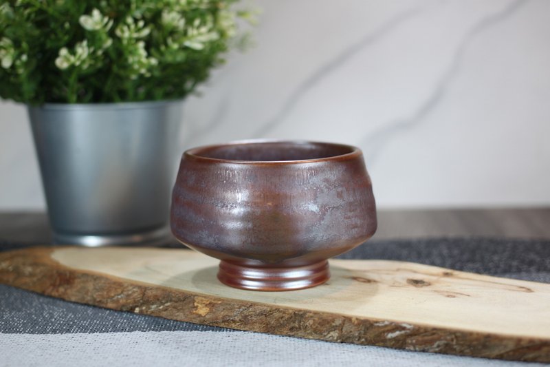 [Thank you, teacher] 240ml pure hand-drawn wood-burning tea bowl handmade by famous pottery artist Ye Minxiang - Cups - Porcelain 