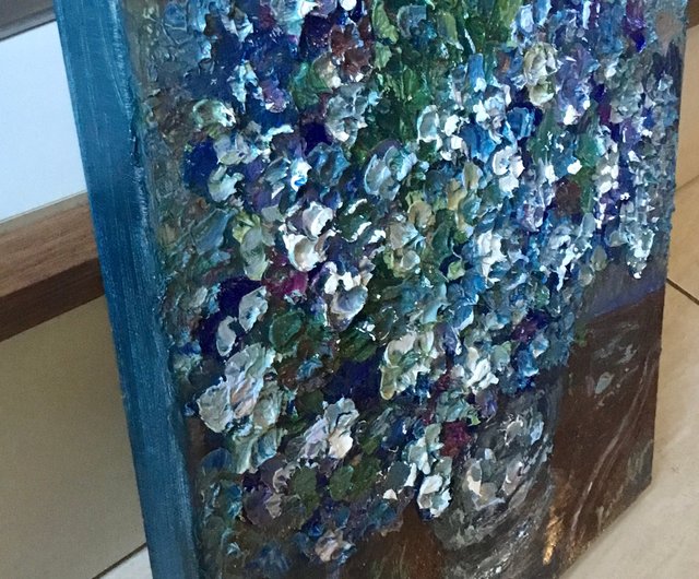 花瓶に入った青い花油厚塗りの重いテクスチャーのある絵画、3D