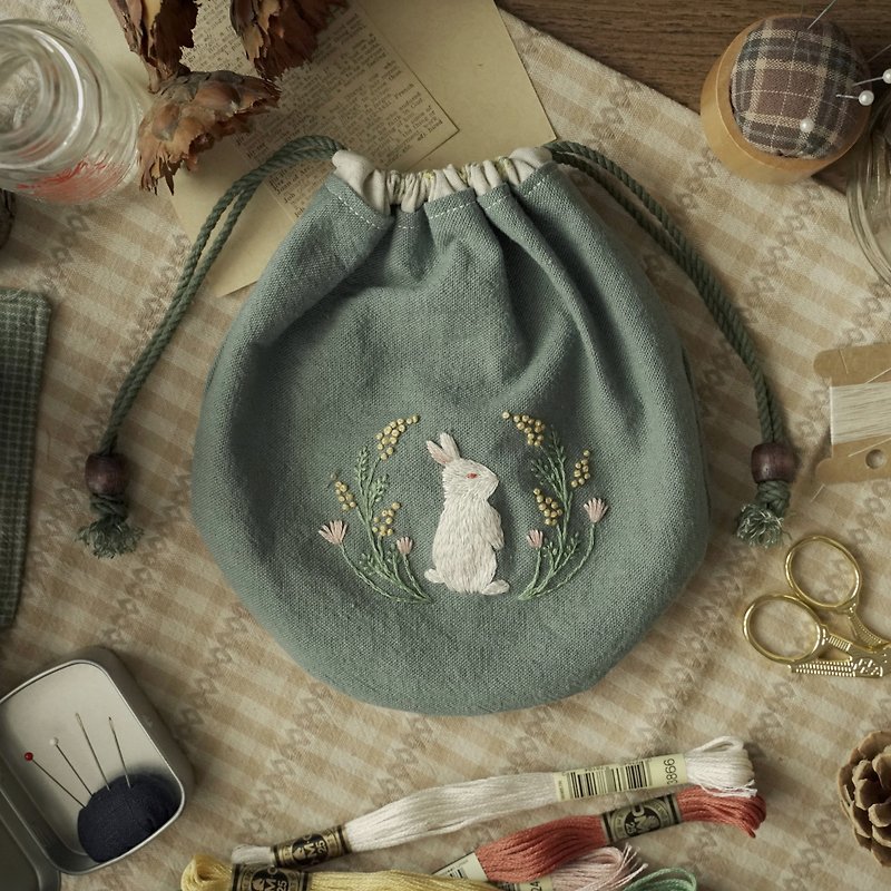 Hand embroidery \ DIY material package \ mimosa white rabbit \ bundle pocket - Knitting, Embroidery, Felted Wool & Sewing - Cotton & Hemp 