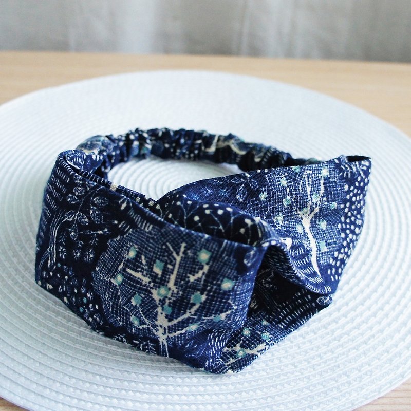 Lovely [Japan double gauze] blue forest butterfly elastic hair band, hair ring [dark blue] E - เครื่องประดับผม - ผ้าฝ้าย/ผ้าลินิน สีน้ำเงิน