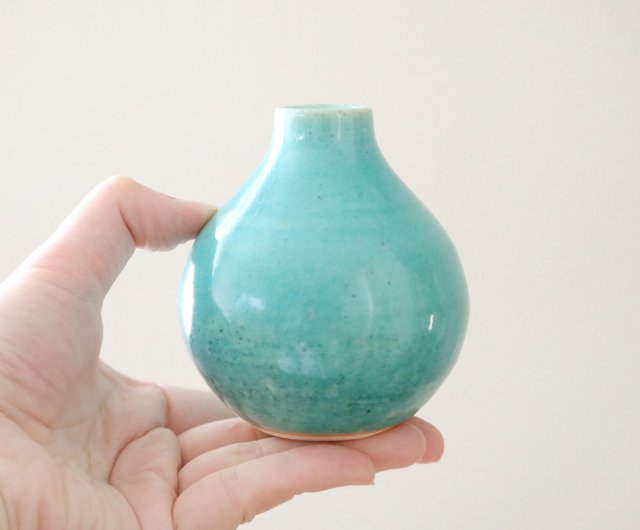 Amazon.co.jp: 美濃焼 東山窯 「 トルコブルー 」 一輪挿し 花瓶