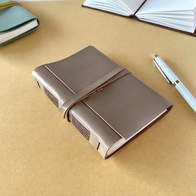 レザージャーナル　B7 ベージュ - 筆記本/手帳 - 真皮 卡其色