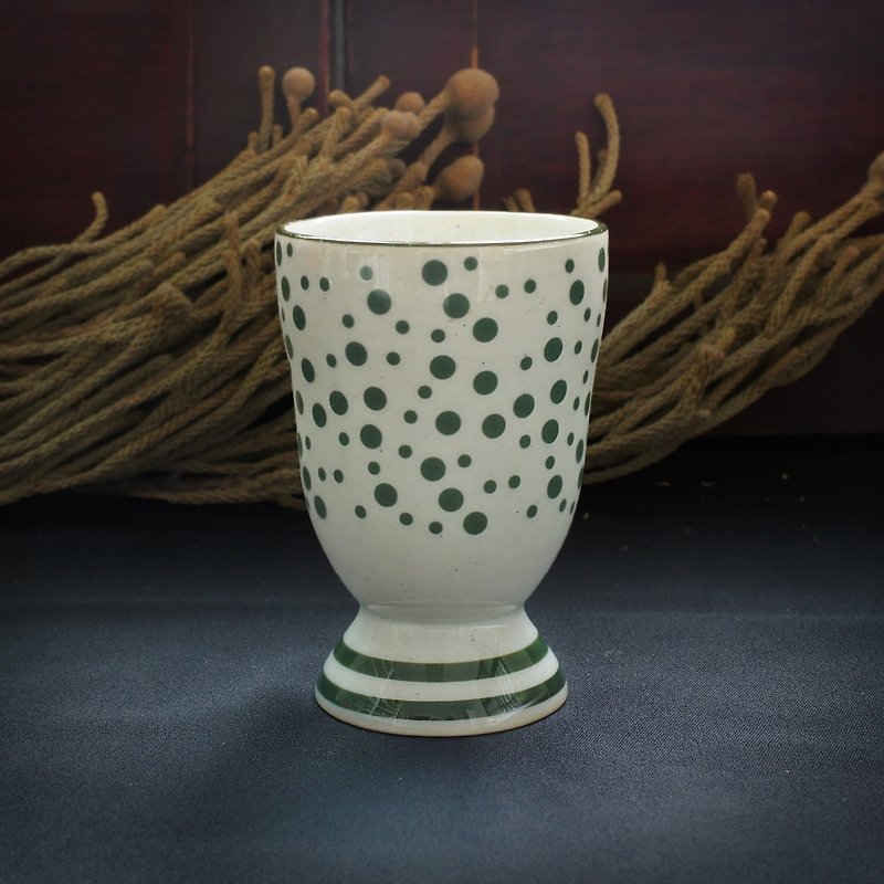 Early high table small cup-little green dot (tableware / old things / sake / pop / Japanese) - Cups - Pottery Green