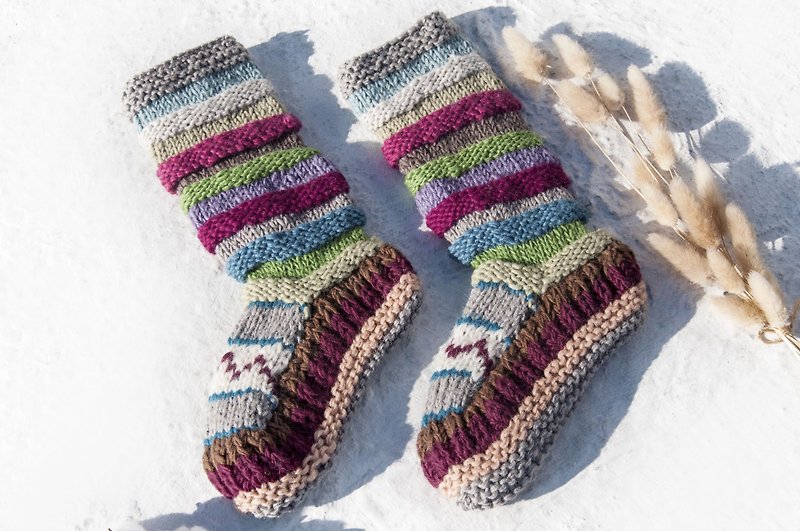 手工織羊毛針織襪/條紋襪/羊毛鉤織長襪/保暖毛襪-北歐費爾島彩虹 - 襪子 - 羊毛 多色
