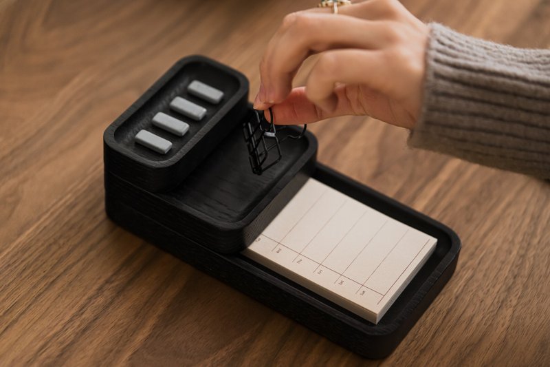 Catchall Tray Mini - Organizer for keys, jewellery - 居家收納/收納盒/儲物盒 - 木頭 咖啡色