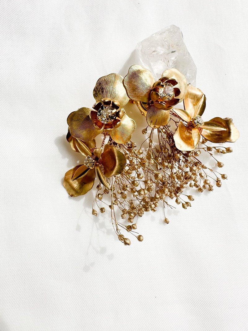 朦朧的花朵耳環 布萊德爾飾品 新娘 - 耳環/耳夾 - 其他金屬 金色