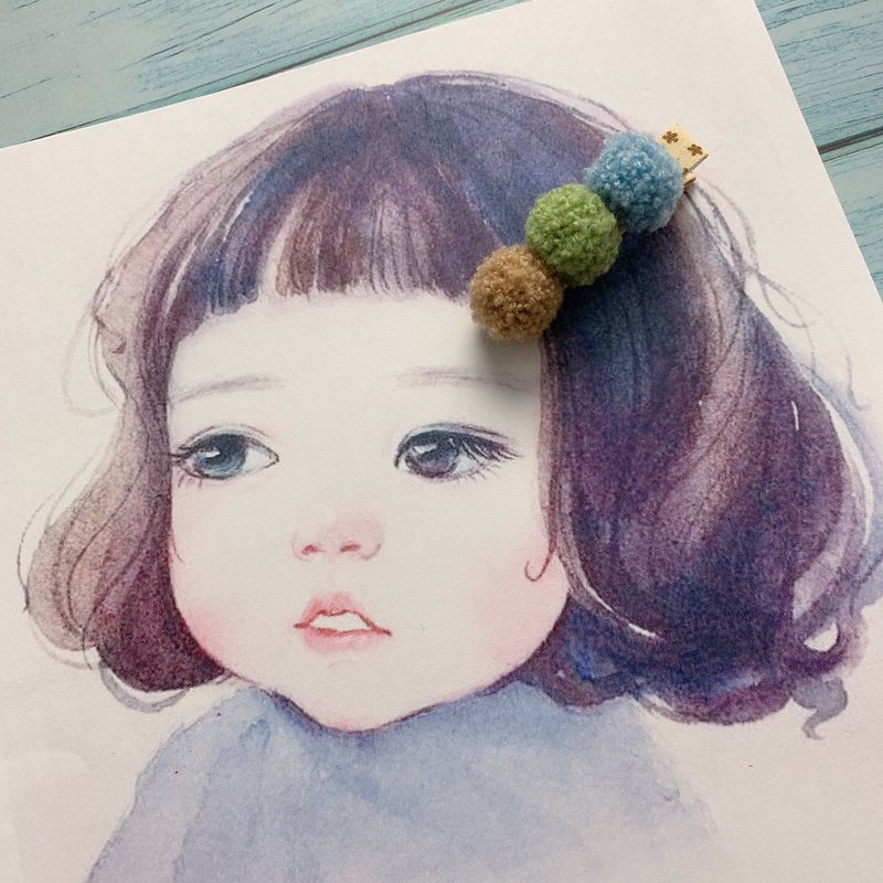 W&C handmade||little fur ball|| Brown bean green light blue hairpin - เครื่องประดับผม - วัสดุอื่นๆ หลากหลายสี