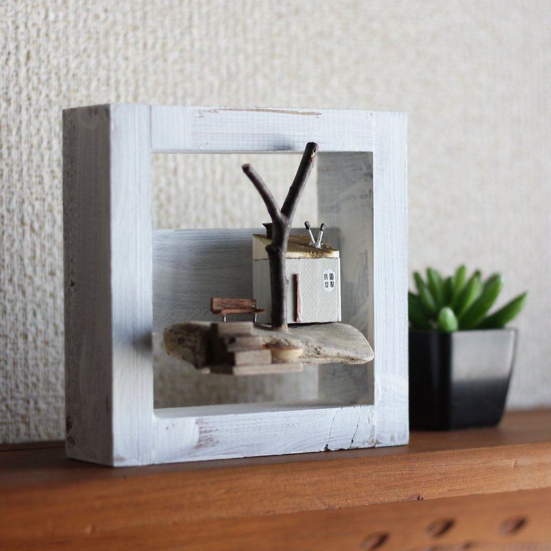 Driftwood Interior-Sound of the Sea and Seagulls-B092 (box type) - ของวางตกแต่ง - ไม้ 