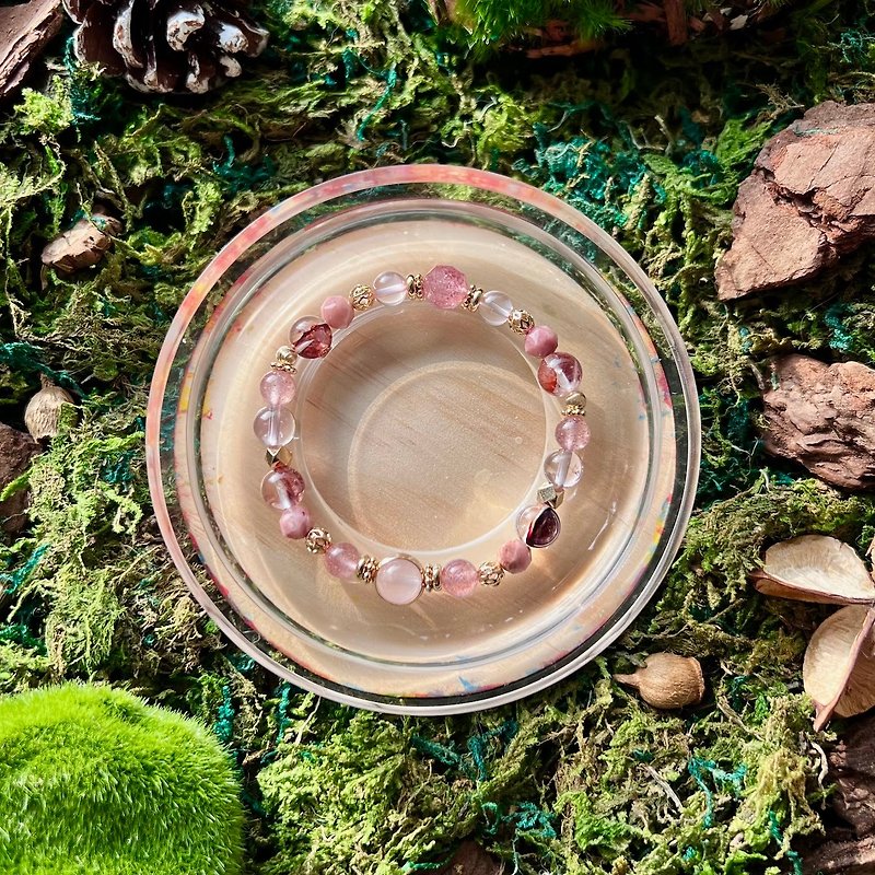 Pink daisy swaying/14K gold-filled natural crystal energy bracelet/customized gift - Bracelets - Crystal 