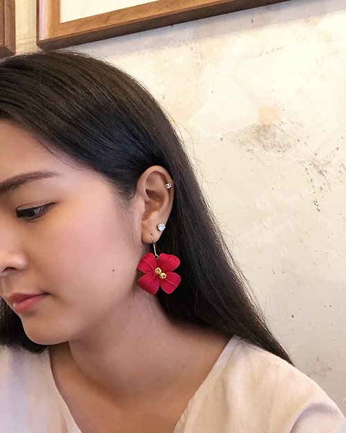 nimnual Thai silk earrings