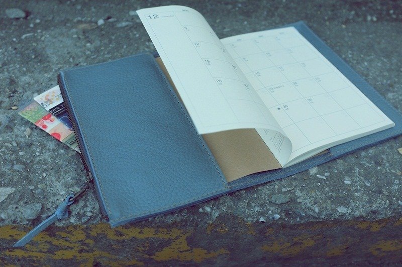 Custom loose-leaf book PDA clothing - Notebooks & Journals - Genuine Leather Blue