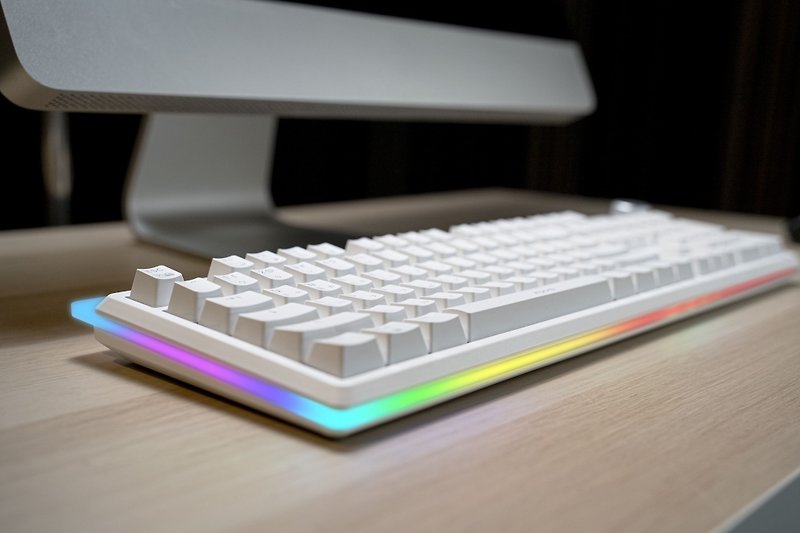 irocks K71R RGB backlit wireless mechanical keyboard Dalon axis white phonetic version - อุปกรณ์เสริมคอมพิวเตอร์ - วัสดุอื่นๆ 