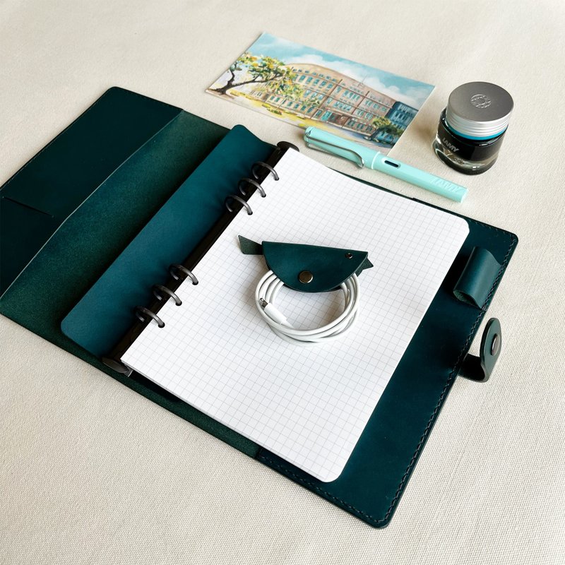 Accademia A5 six-hole loose-leaf leather book jacket/handbook/-Sen blue - สมุดบันทึก/สมุดปฏิทิน - หนังแท้ สีน้ำเงิน