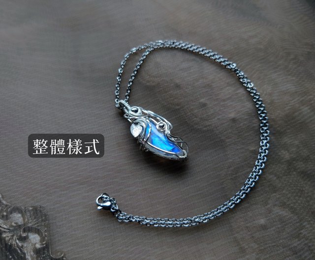 魅力 】ムーンストーン ワイヤーラッピングペンダント / ネックレス