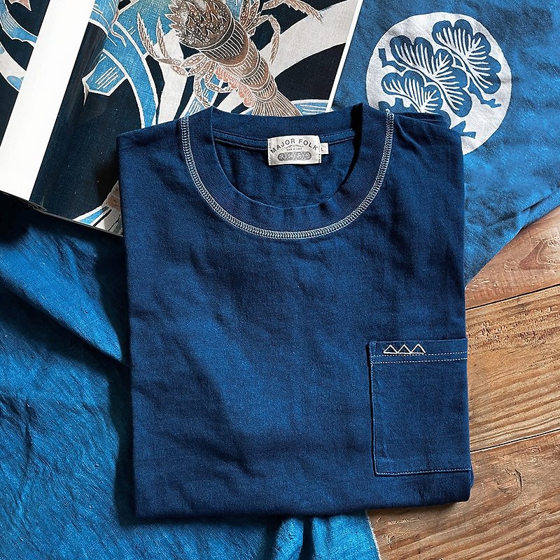 Major Folk│Plant blue dyed triangle sashimi embroidered pocket indigo short sleeve solid color round TEE - Men's T-Shirts & Tops - Cotton & Hemp 