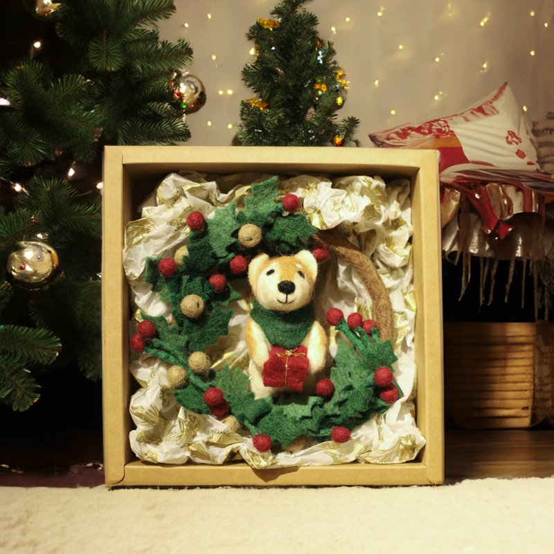 Wool Felt Mini Christmas Wreath Xmas Giftbox with finger puppet - ของวางตกแต่ง - ขนแกะ สีเขียว