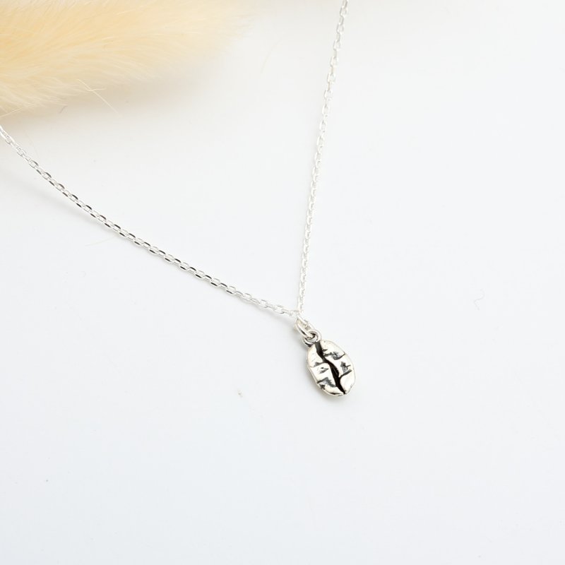 【Angel & Me】Arabica coffee bean s925 sterling silver necklace Birthday gift - สร้อยคอ - เงินแท้ สีเงิน