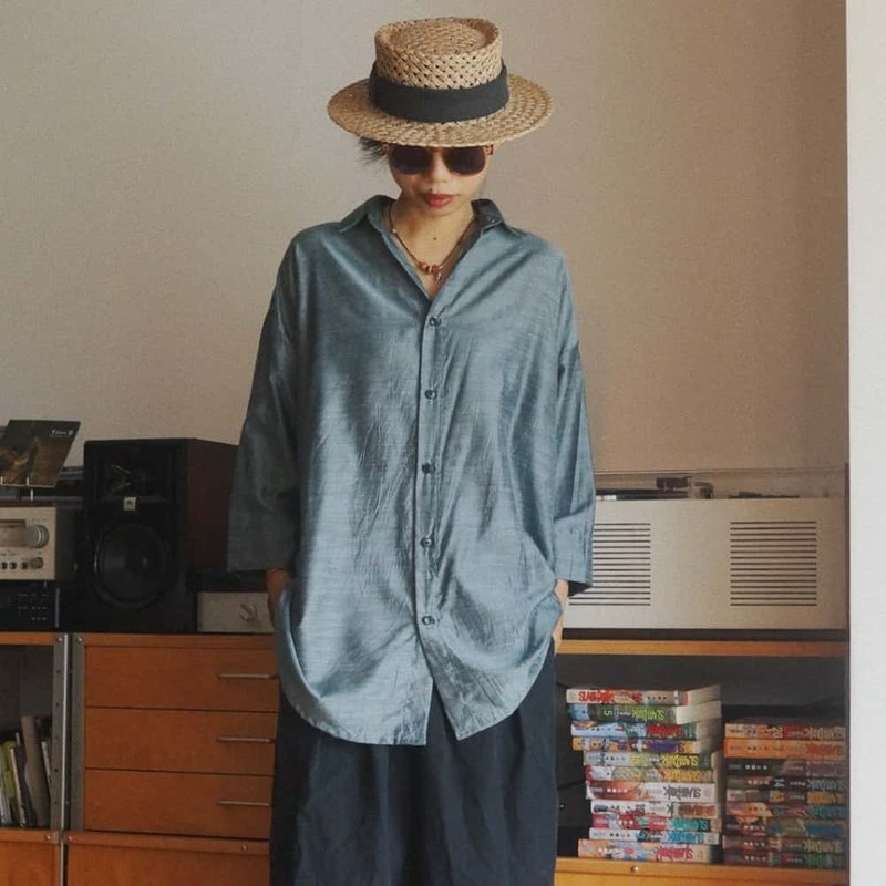 柞蠶絲 夏季舒適中性大廓形襯衣 藍灰色光澤感真絲棉面料 - 女襯衫 - 絲．絹 灰色