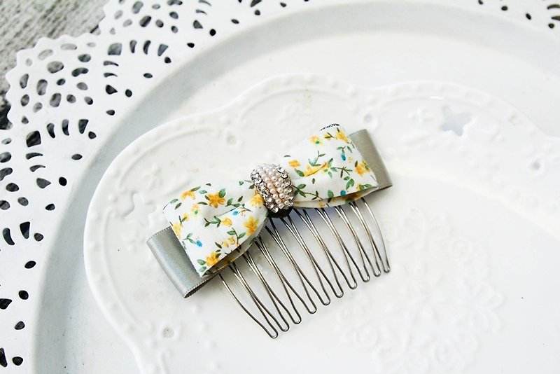 Pastoral wind simple bow hair comb - Hair Accessories - Cotton & Hemp Yellow