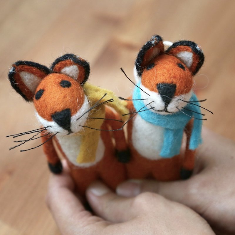 Wool Felt Charm・Scarf Fox - พวงกุญแจ - ขนแกะ สีส้ม