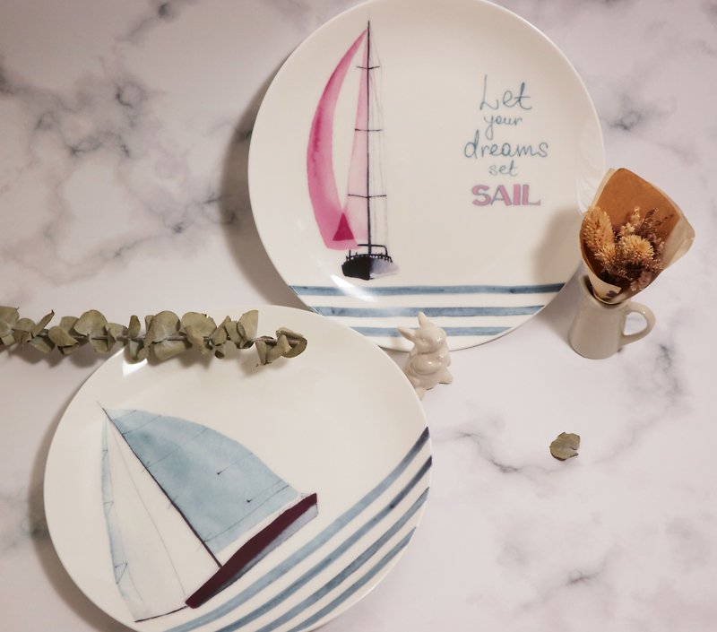 Smooth sailing 8 enamel porcelain plate customization / blessing gifts / birthday gifts - จานและถาด - เครื่องลายคราม 
