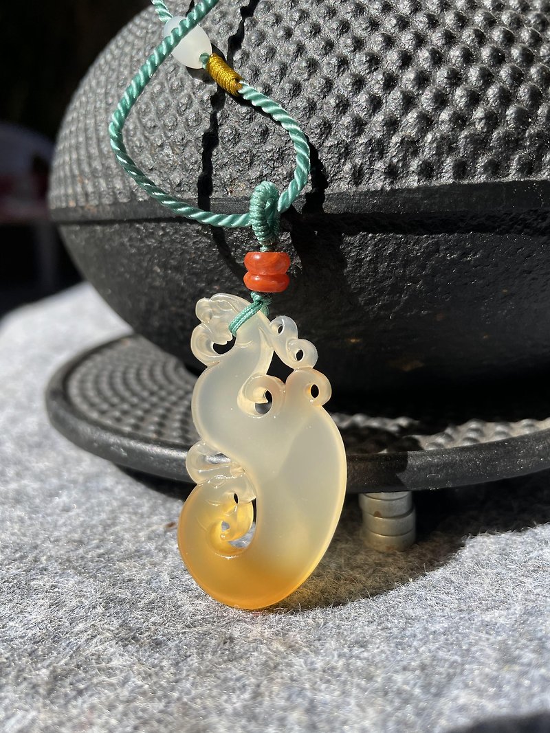 【Dragon and Phoenix Present】Natural Northern Red Agate/Pendant/Jade Carved Pendant Pendant Necklace - Charms - Jade Orange