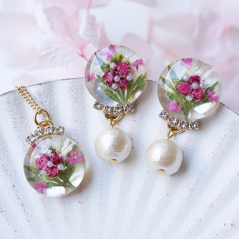 Haze grass bouquet jewelry set - ต่างหู - พืช/ดอกไม้ สึชมพู