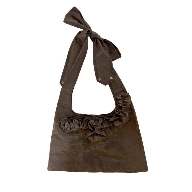 NYLON FLOWER HOBO CROSS BAG (MOCHA) - 側背包/斜背包 - 尼龍 咖啡色