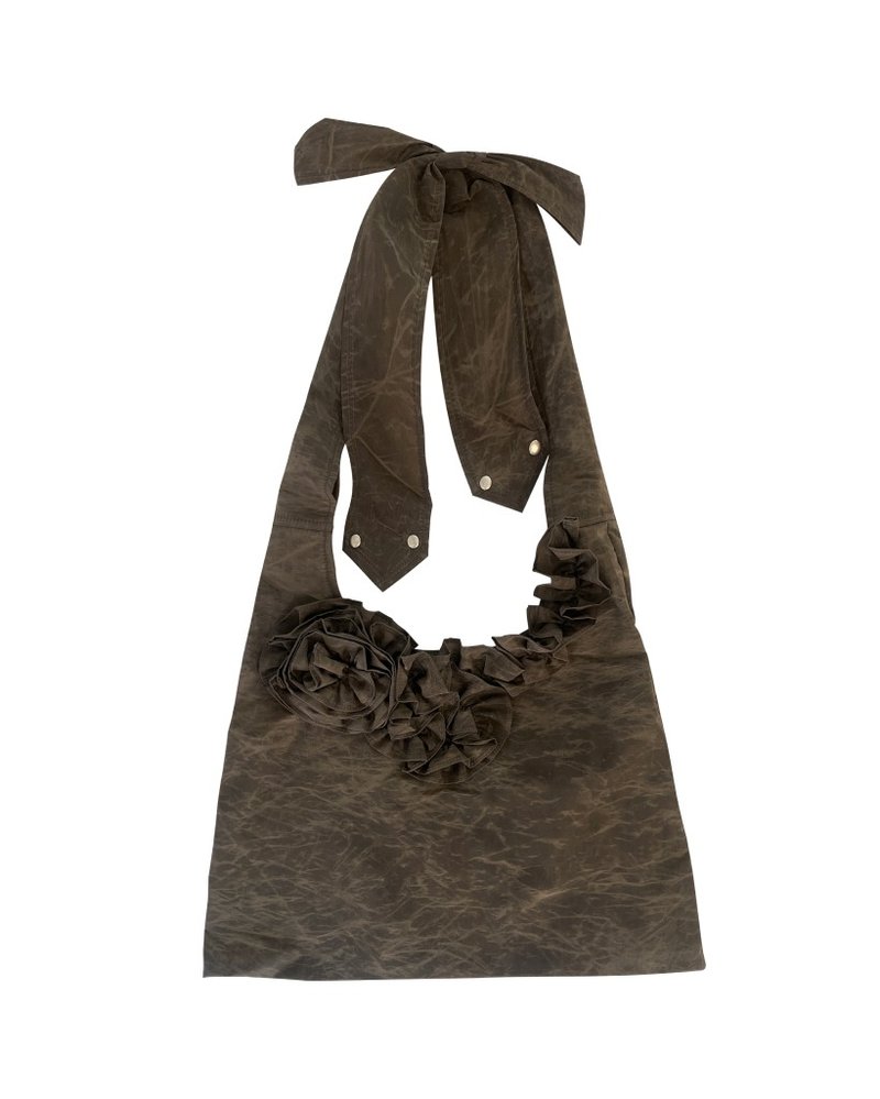 NYLON FLOWER HOBO CROSS BAG (MOCHA) - ショルダーバッグ - ナイロン ブラウン