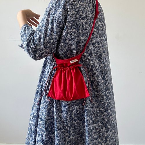 FOCCO.ROCCO drawstring crossbody bag : RED (small red drawstring crossbody bag)