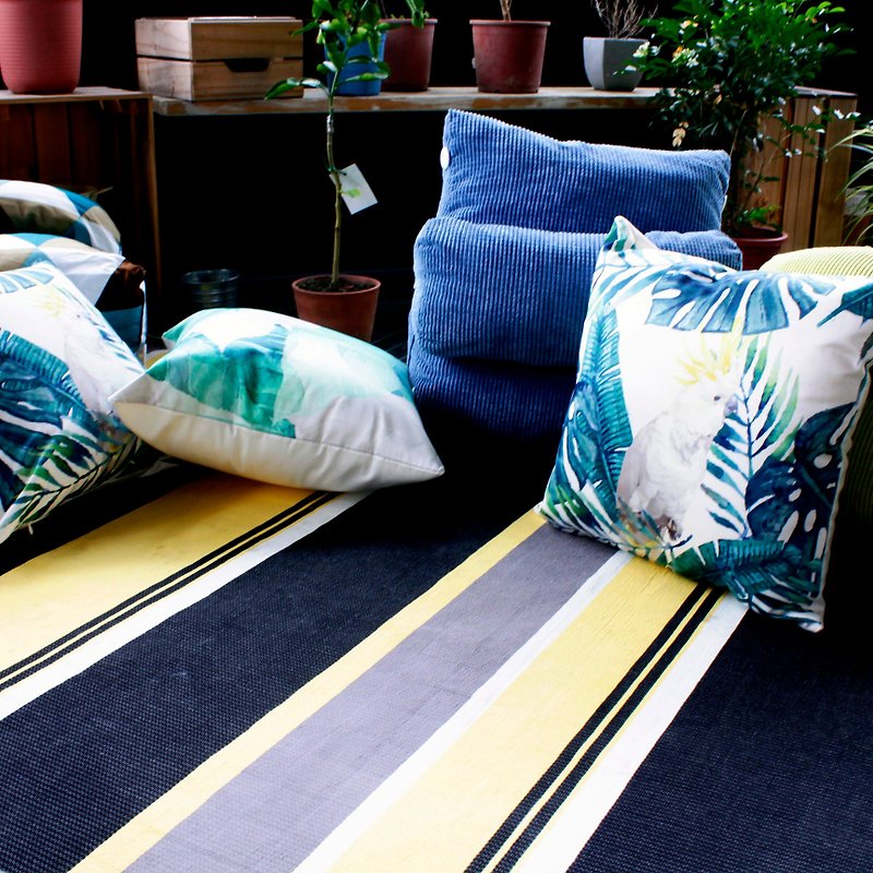 Woven padded waterproof picnic mat / beach mat / outdoor blanket (cream stripe) - ชุดเดินป่า - ผ้าฝ้าย/ผ้าลินิน สีเหลือง