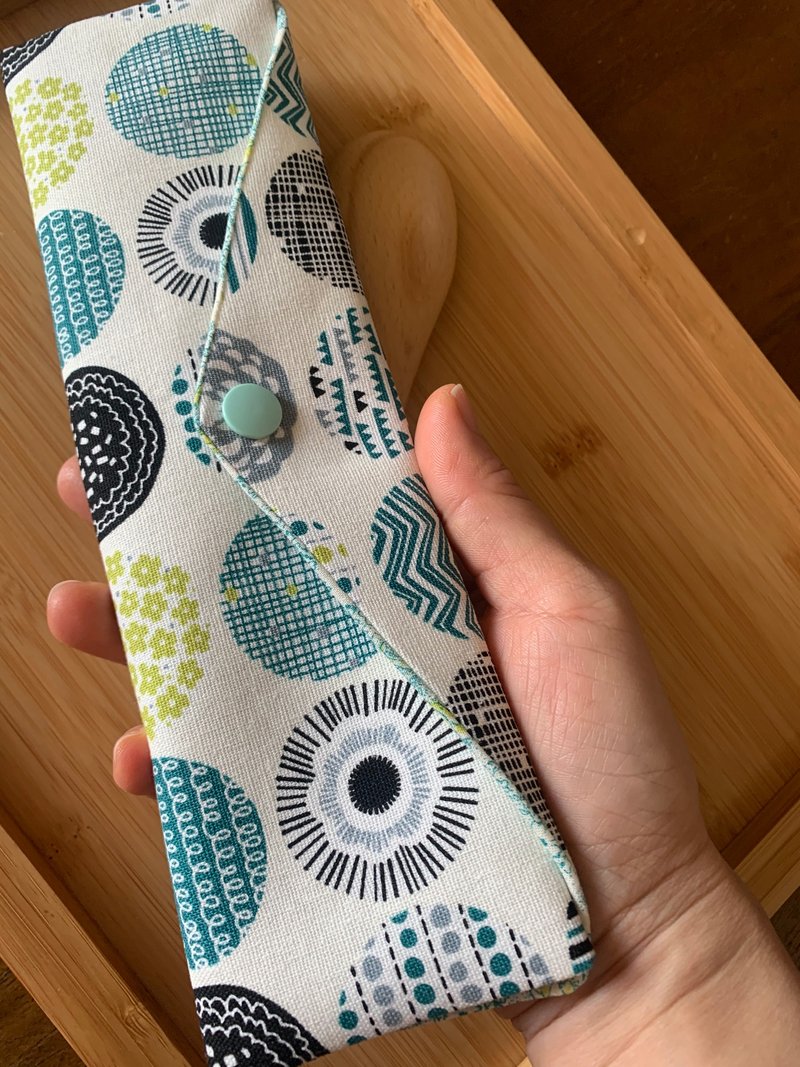 Wenqingfeng environmental protection pure cotton chopsticks bag~ Realize the dream lake water blue Japanese trendy things storage handmade tableware bag - Storage - Cotton & Hemp Blue