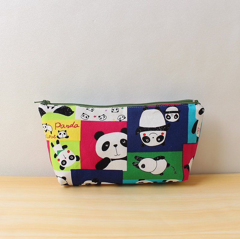 可愛熊貓筆袋-鮮豔版(大)/收納袋 鉛筆盒 化妝包 - 筆盒/筆袋 - 棉．麻 多色